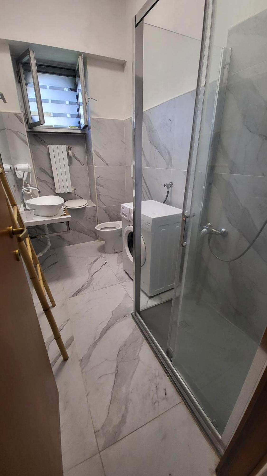 Toma Apartment Trilocale Moderno Per Max 6 Persone Milano Eksteriør billede
